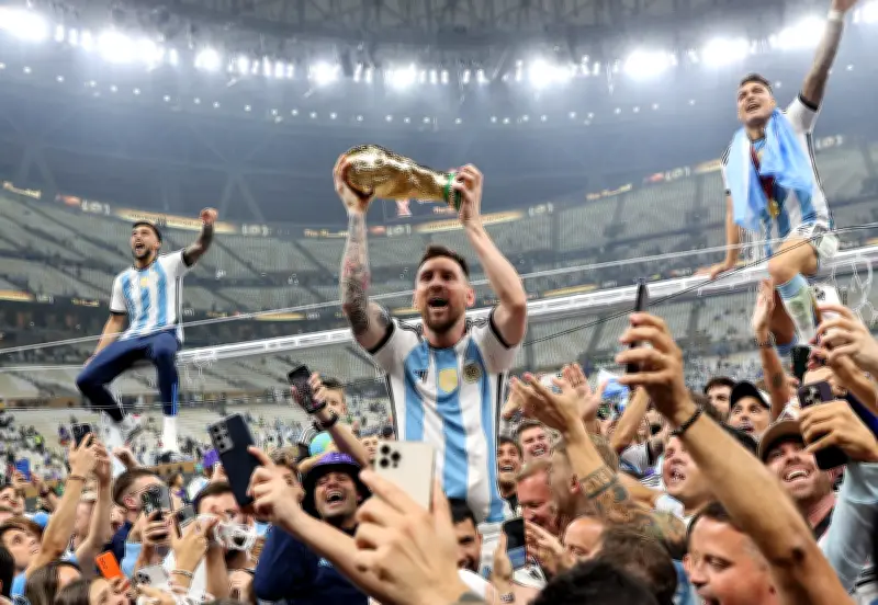 Argentina inicia defensa del título mundial ante Argelia en el Grupo J