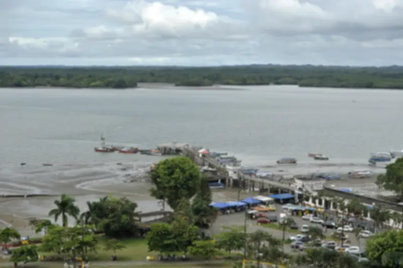 Avería en tubería deja sin agua a más de la mitad de Buenaventura