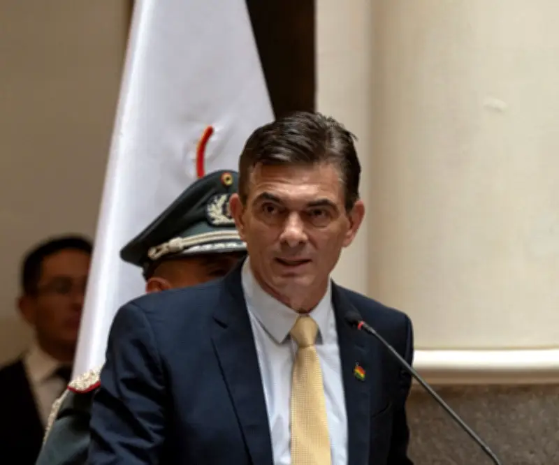 Bolivia: presidente Paz promulga ley para enfrentar protestas con más fuerza