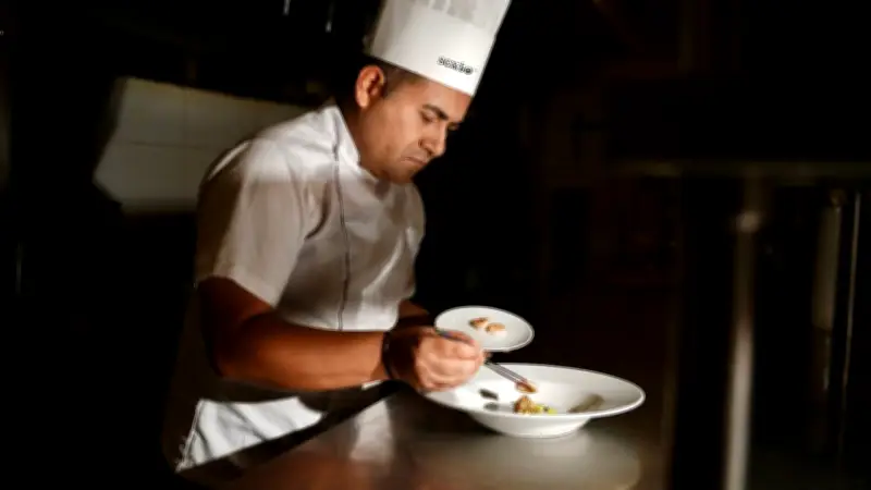 Carbón en la alta cocina: restaurante en Bogotá vuelve a los orígenes