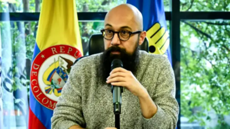 Carlos Carrillo denuncia persecución selectiva tras suspensión de la Procuraduría