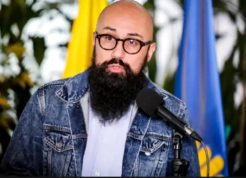 Carlos Carrillo suspendido de participar en política por 10 años