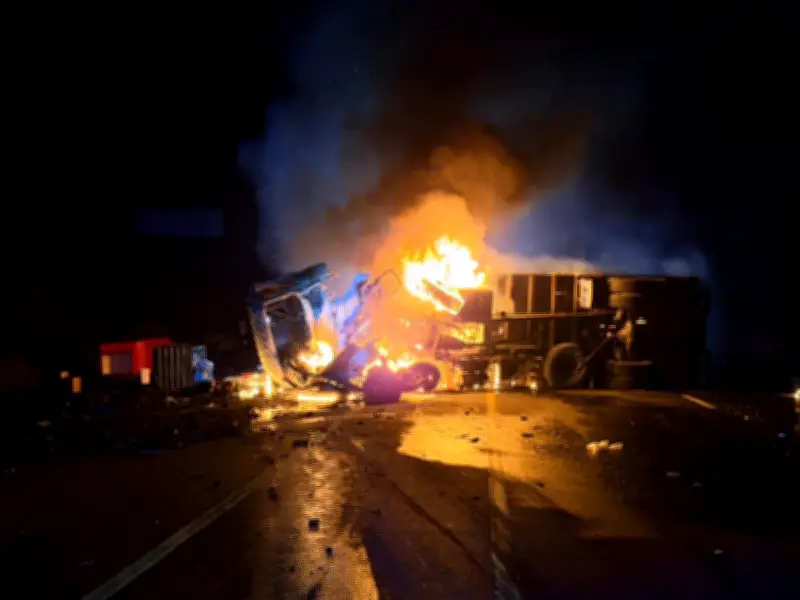 Choque vehicular causa incendio en Ecuador y deja 10 muertos
