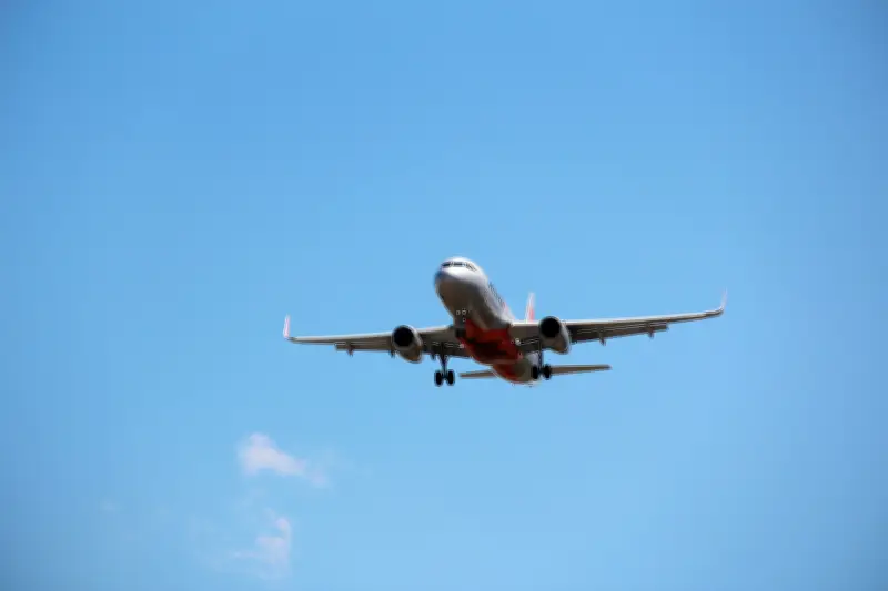 Colombia: de 282 a 387 rutas aéreas en una década, un crecimiento del 37%