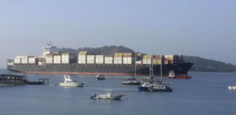 Conflicto en Irán dispara tráfico en el Canal de Panamá a niveles récord