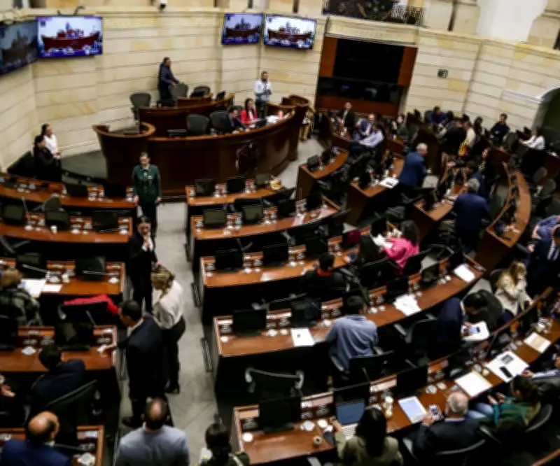 Cuatro senadores renuncian a sus curules antes de terminar periodo