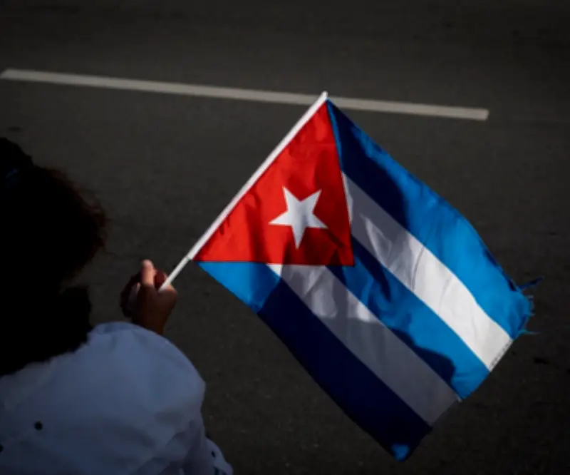 Cuba suspende pagos con Visa y Mastercard por sanciones de EE.UU.
