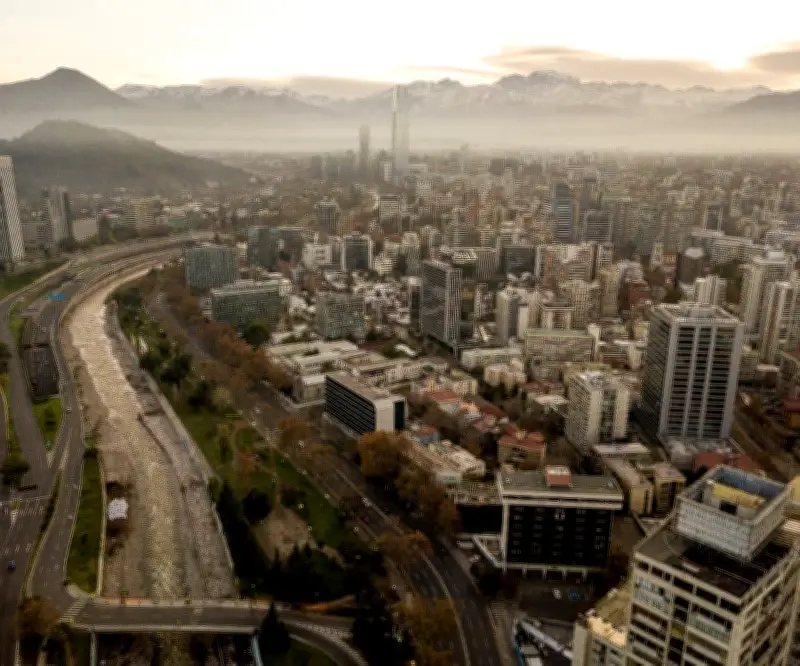 Detención de empleados bancarios reaviva debate sobre secreto bancario en Chile