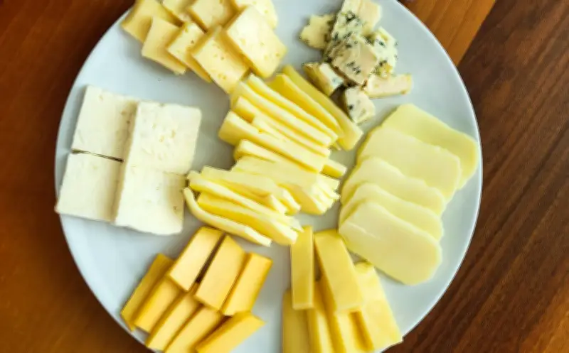 Diferencia entre queso mozzarella, campesino y doble crema: ¿cuál elegir?