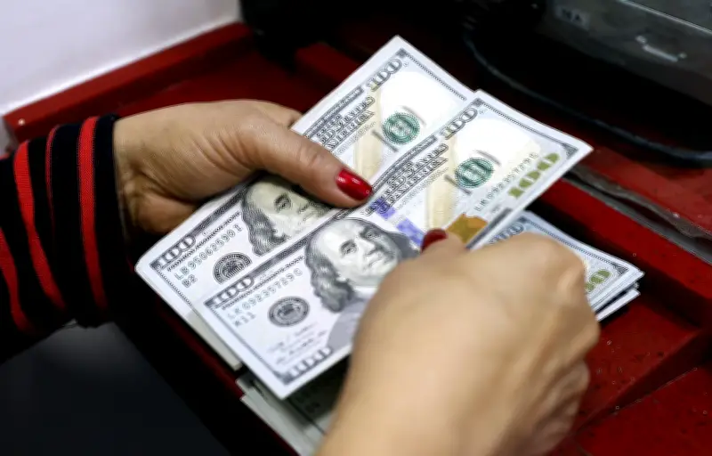 Dólar en Colombia abre por debajo de COP 3.500 este viernes
