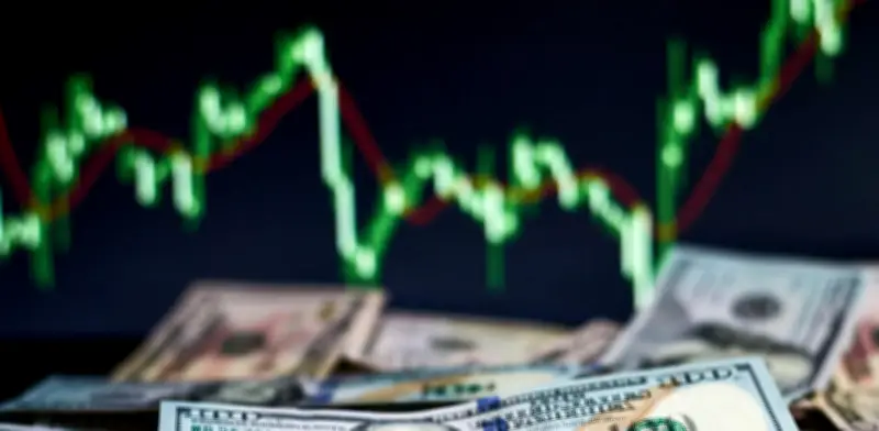 Dólar sube a $3.600 y BVC cae 1,25% tras primera vuelta presidencial