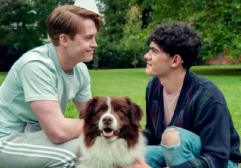 Echo, la perrita de Heartstopper, fallece por cáncer cerebral