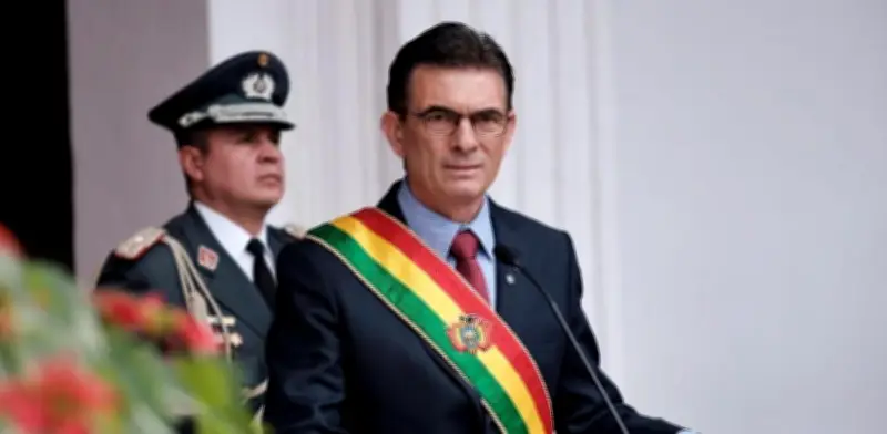 EE. UU. vigila crisis en Bolivia y refuerza ayuda a Rodrigo Paz