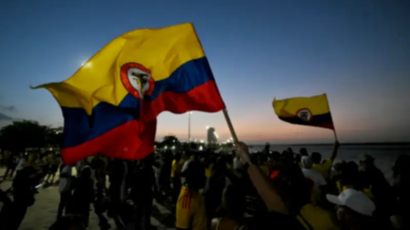 EE.UU. elogia democracia colombiana como sólida y resiliente