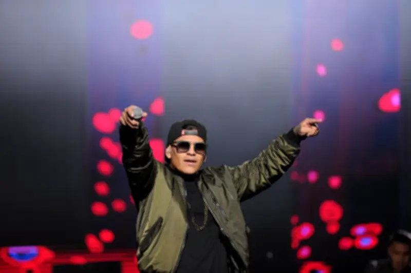 El jeque de Aranjuez: creador de una escuela de rap en Medellín