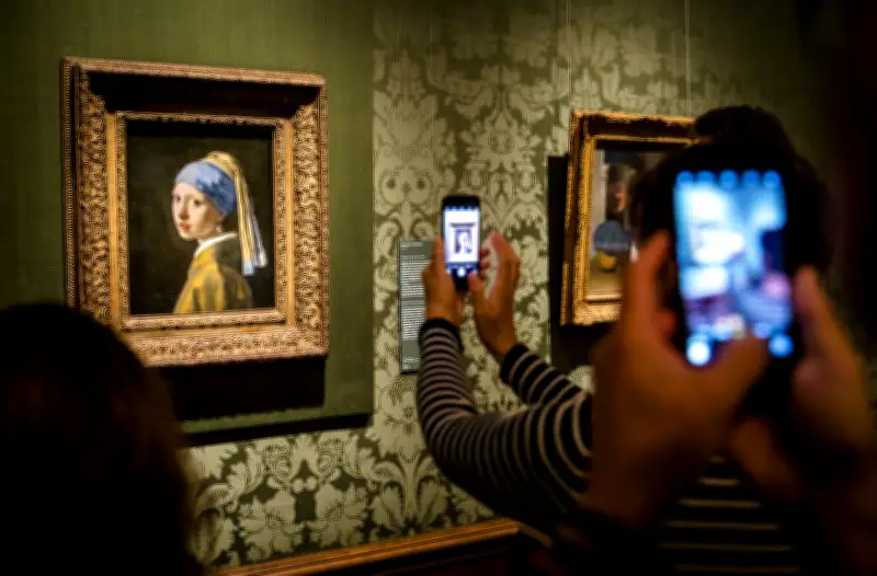 El redescubrimiento de Vermeer y las disputas estéticas: una reflexión