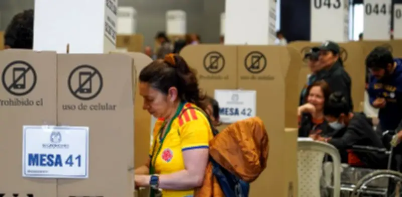 Empresarios alertan que dudas electorales del Gobierno ahuyentan inversión en Colombia