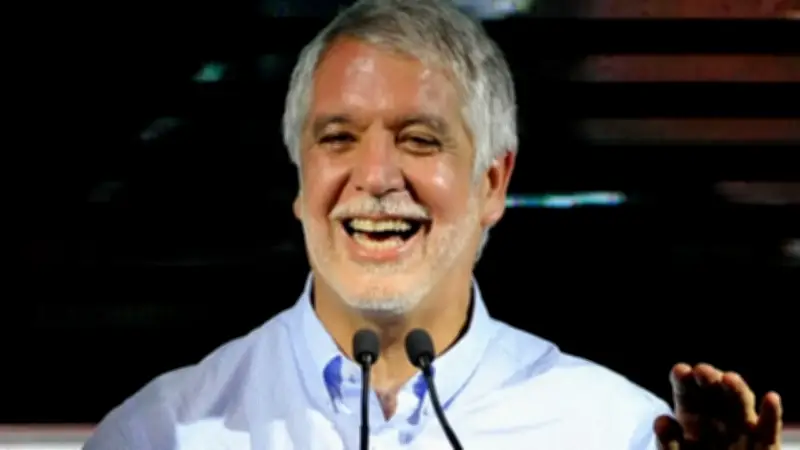 Enrique Peñalosa confirma su voto por Abelardo De La Espriella en segunda vuelta