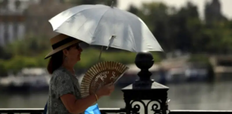 España registra 101 muertes por calor en mayo, un récord histórico para el mes
