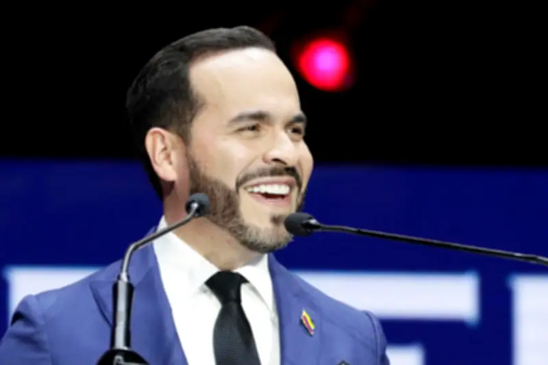 Exmagistrados cuestionan aspiración presidencial de Abelardo de la Espriella por nacionalidad estadounidense
