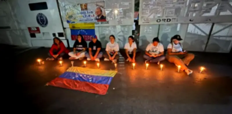Familiares de presos políticos denuncian traslados masivos desde El Helicoide