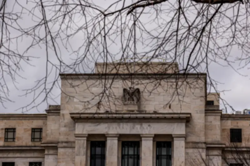 Fed mantendrá tasas ante incertidumbre económica, dice Daly