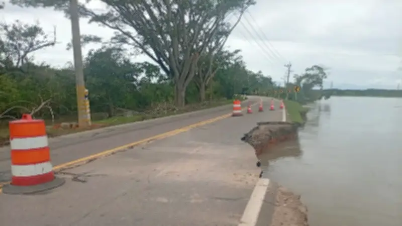Fenalce alerta por grave deterioro de vía en Meta que amenaza cosechas