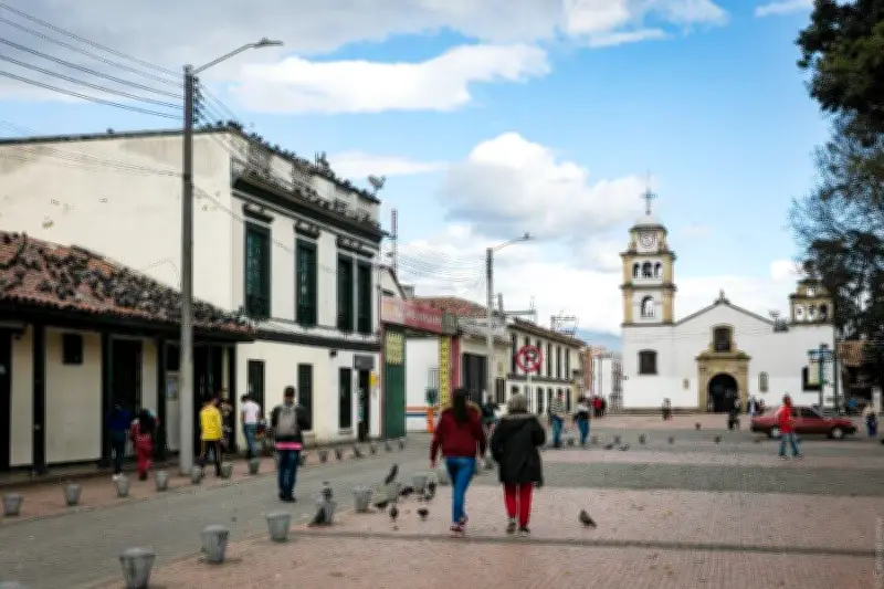 Fontibón: patrimonio histórico lucha contra el desarrollo urbano