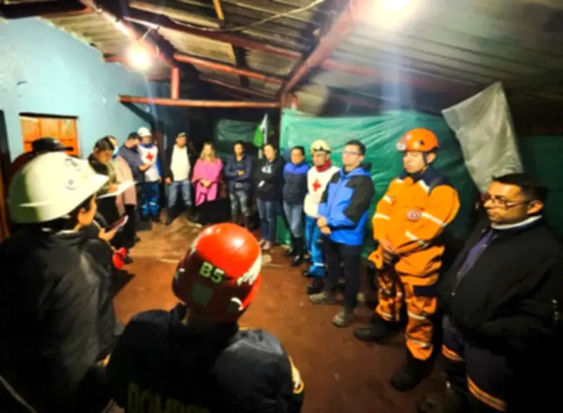 Hallan sin vida a cuatro mineros en Sutatausa; continúa rescate de tres