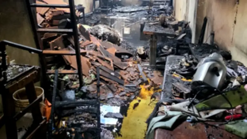 Incendio en fábrica de muebles de Bucaramanga deja un fallecido