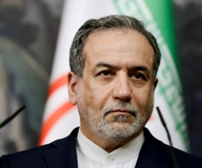 Irán asegura que mantiene contactos diplomáticos activos con EE. UU.