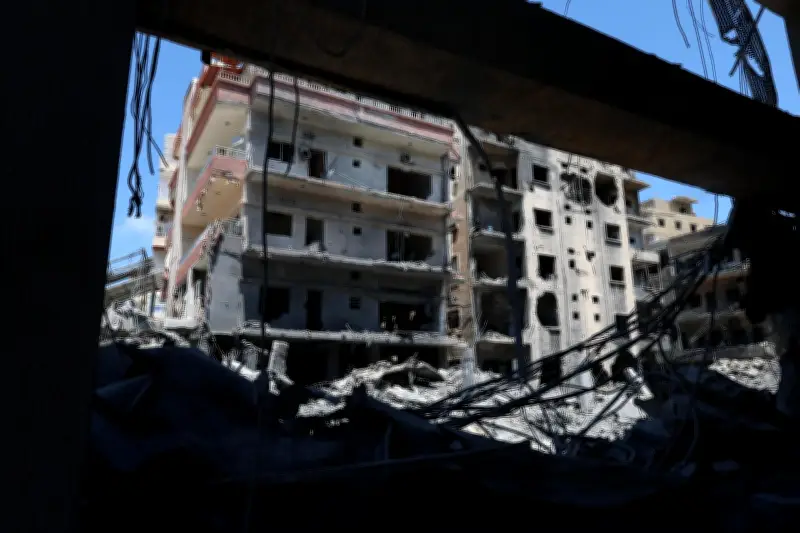 Israel y Líbano acuerdan alto al fuego condicionado a cese de Hezbolá