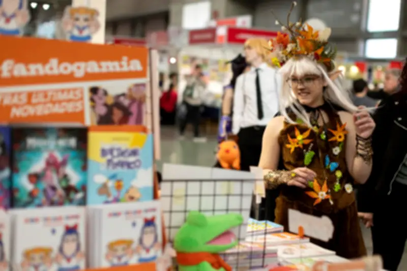 Leer manga en papel activa menos el cerebro que en tableta