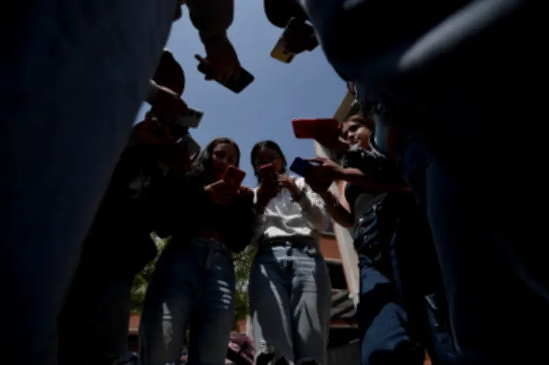 Manósfera: el peligroso contenido misógino que consumen los jóvenes en redes sociales