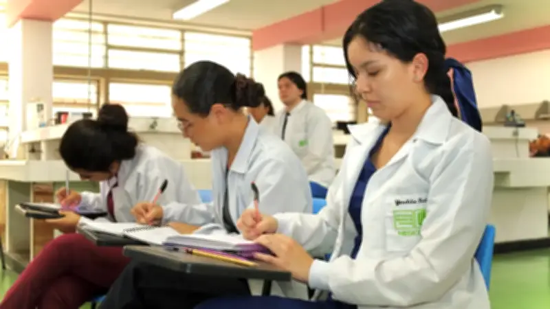 Medicina UIS lidera ranking nacional Saber Pro 2025