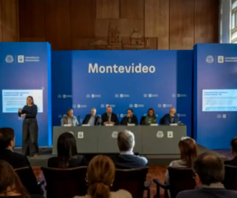 Montevideo lanza cinco programas de empleo para más de 2.000 personas vulnerables