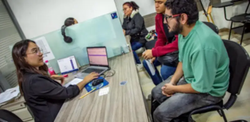 Más de 5.900 vacantes de empleo formal en Bogotá: cómo postularse