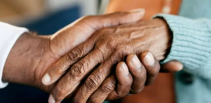 NoticiaColombia enfrenta el reto del envejecimiento: prevención y vacunación claves