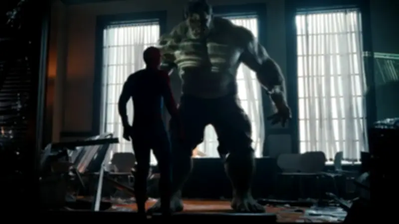 Nuevo tráiler de Spiderman revela a Hulk y a Sadie Sink como villana