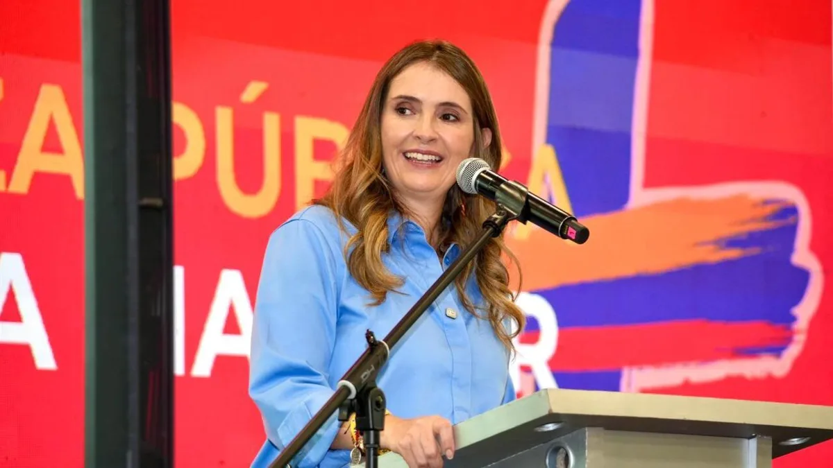 Paloma Valencia propone que el Estado pague el SOAT para motos
