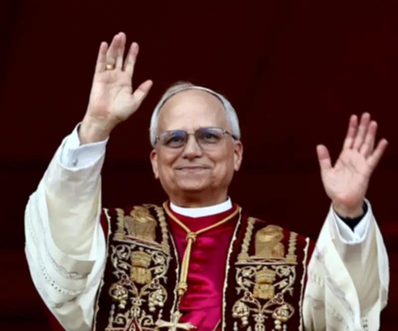 Papa León oficia misa multitudinaria en Madrid y defiende a los pobres