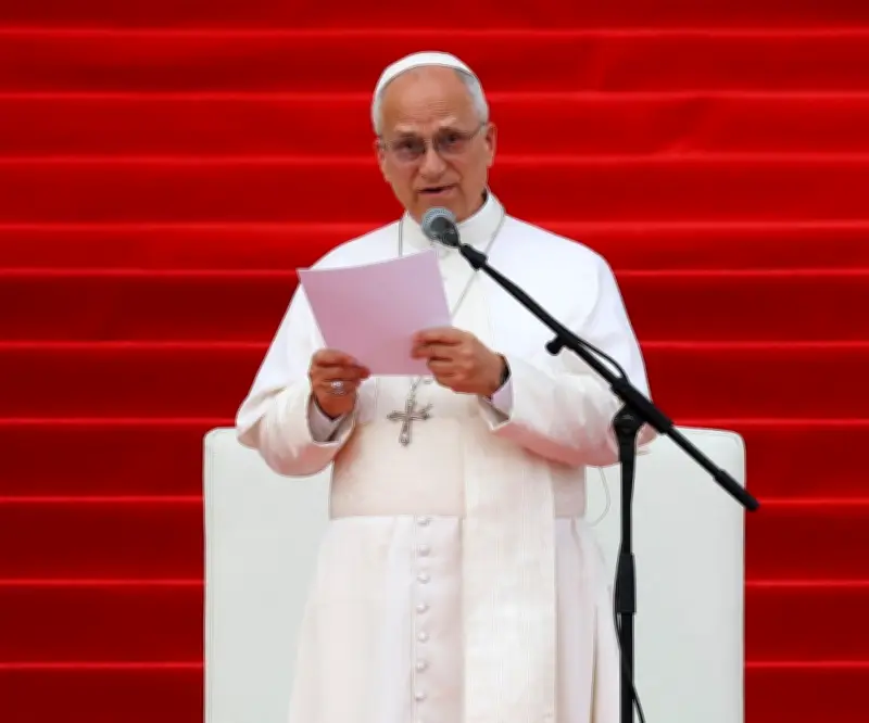 Papa León XIV critica guerra de EE.UU. y evita polémica con Trump