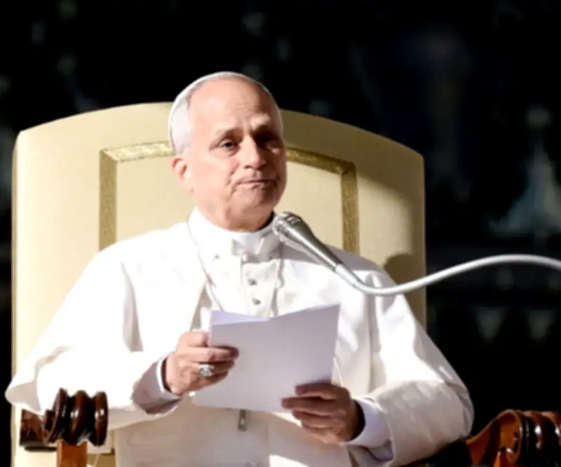Papa León XIV critica polarización y guerras ante el Congreso español