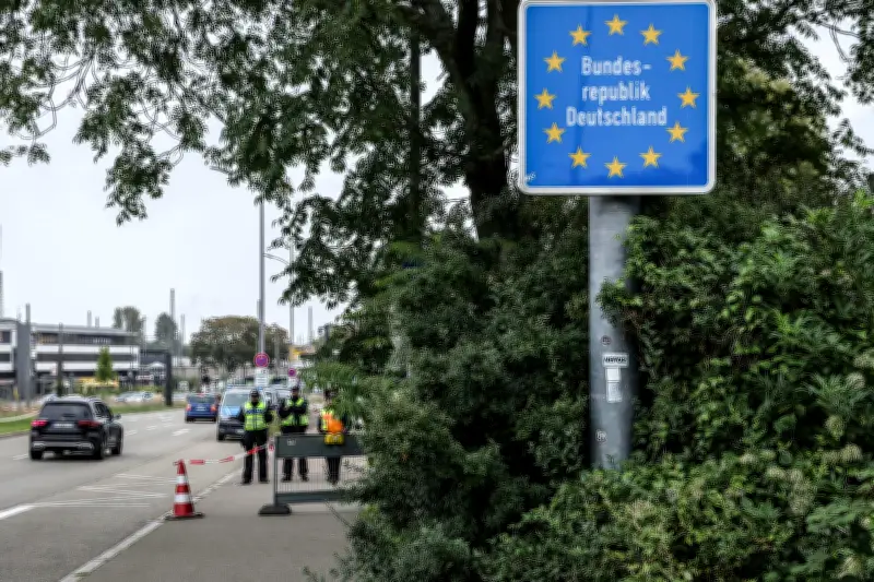 Parlamento Europeo aprueba reforma migratoria estricta con centros de retorno