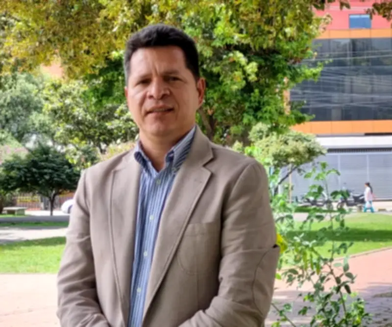 Petro busca modificar estatutos de Ecopetrol y remover a representante laboral