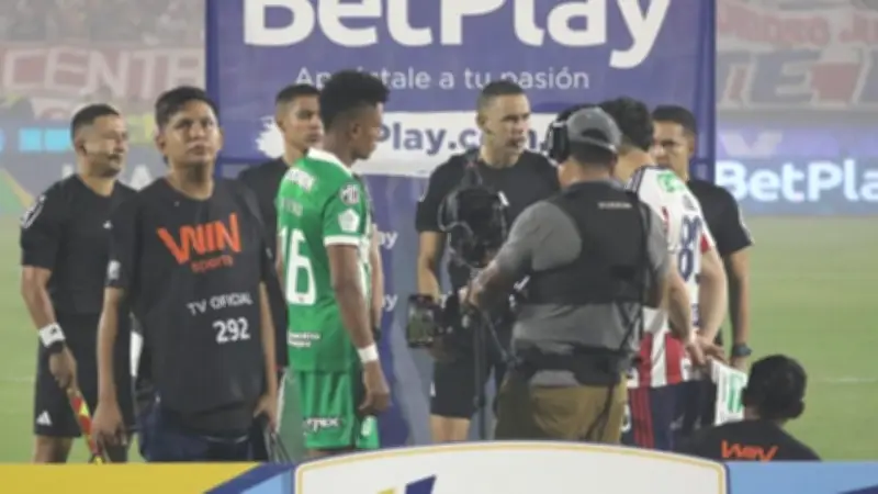 Polémica arbitral: el 'autogolazo' de Nacional en la final vs. Junior