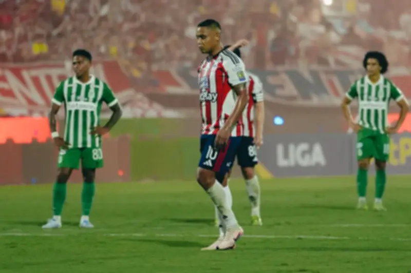 Polémicas arbitrales en el 3-0 de Junior sobre Nacional en la final de ida