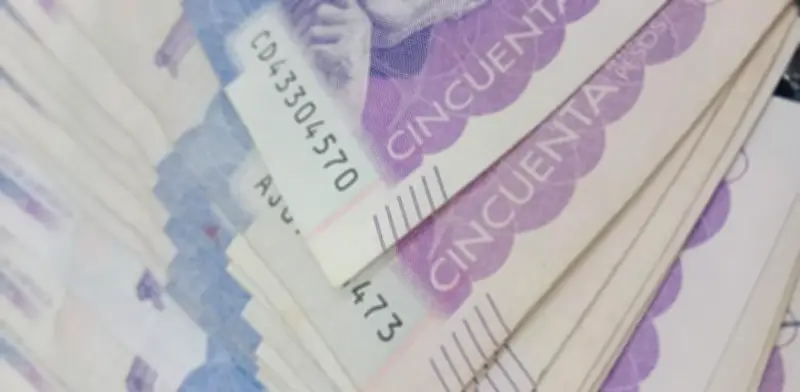 Prima de mitad de año: ¿a dónde va el dinero de millones de colombianos?