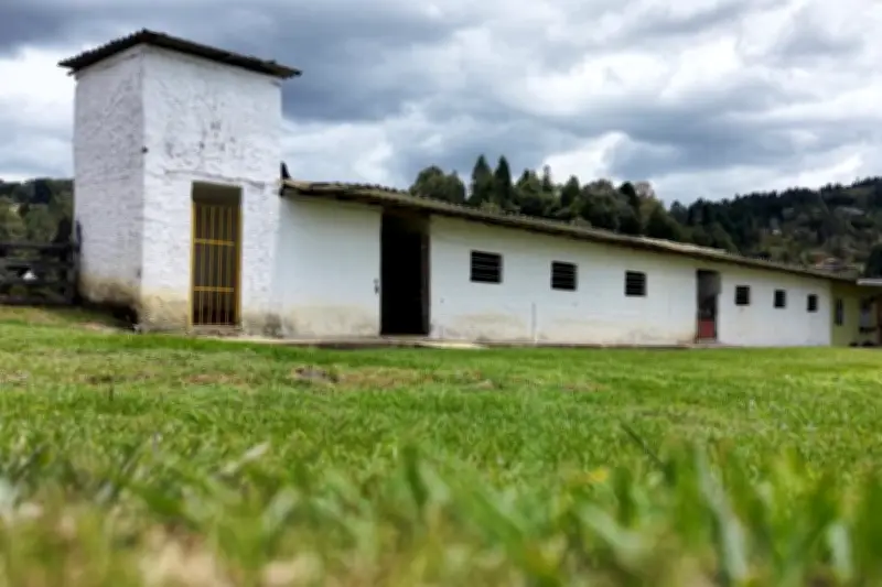 SAE recupera 32 inmuebles en Antioquia vinculados al narcotráfico y paramilitarismo