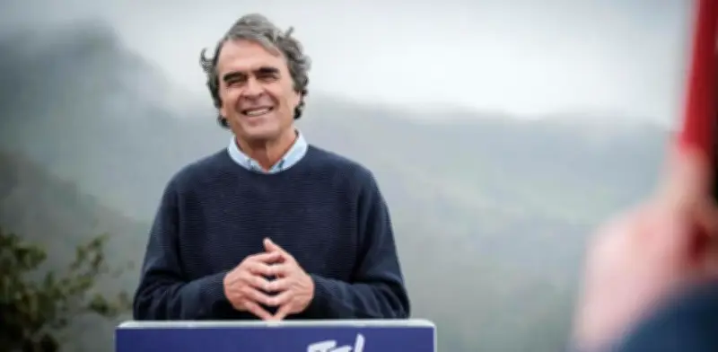 Sergio Fajardo: 'No es claro el mensaje; ¿se suspende o se acabó la asamblea nacional constituyente?'